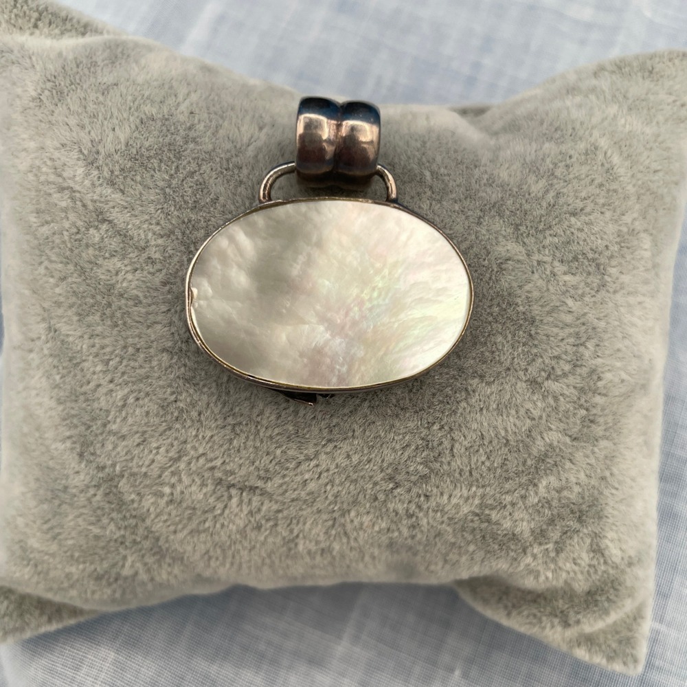 Sterling Silver Mother of Pearl Marcasite Two Sided Floral Pendant LOOK - Picture 5 of 6